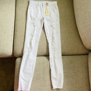 NWT pinc premium white ripped jeans size 00
